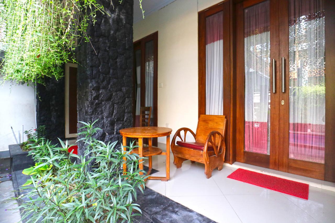 D'Astri Guesthouse Sanur Redpartner Denpasar Zewnętrze zdjęcie